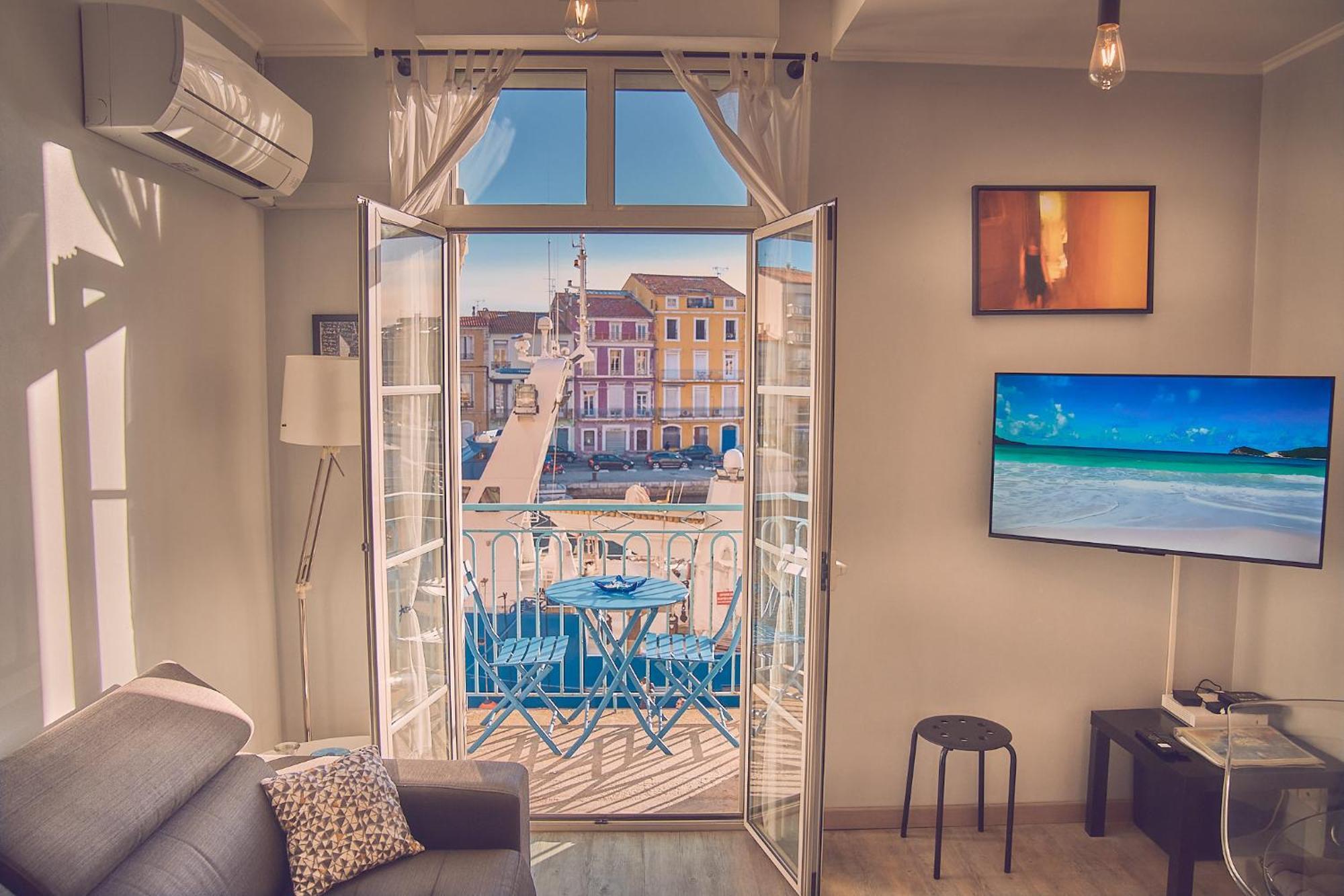 "Mario" BALCONS SUR LE CANAL ROYAL, belle vue, climatisé Sète Extérieur photo