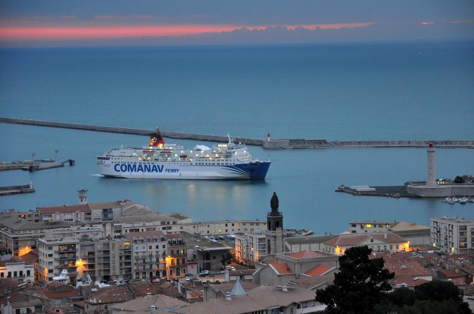 "Mario" BALCONS SUR LE CANAL ROYAL, belle vue, climatisé Sète Extérieur photo